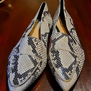 Vince camuto new mocassins women shoes